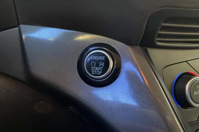Ford Kuga (2019) thumbnail 37
