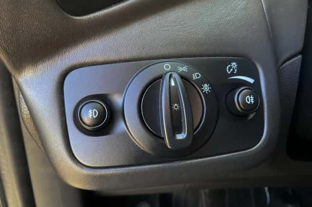 Ford Kuga (2019) thumbnail 39