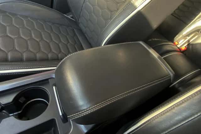 Ford Kuga (2019) thumbnail 40