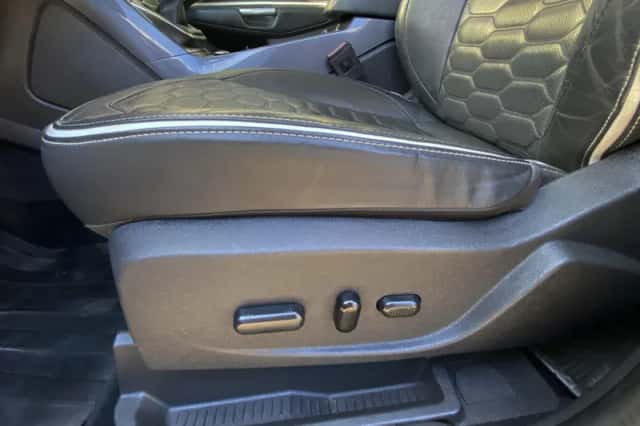Ford Kuga (2019) thumbnail 41