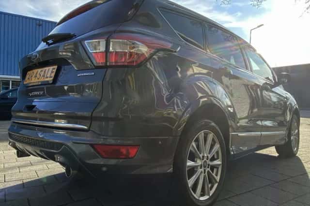 Ford Kuga (2019) thumbnail 9
