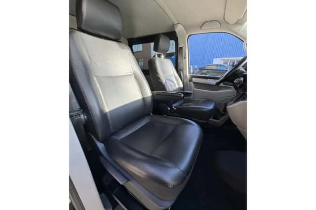 Volkswagen Transporter (2016) thumbnail 26