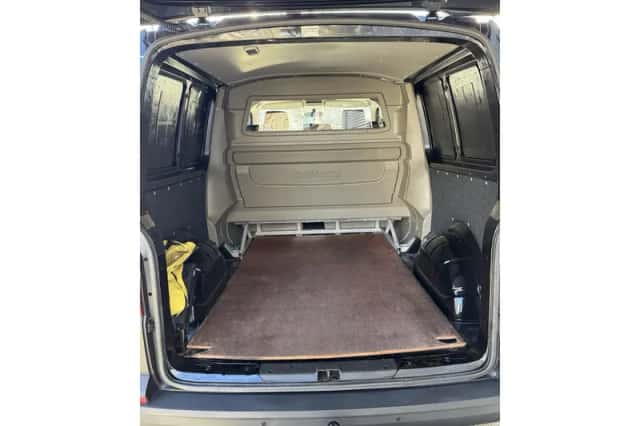 Volkswagen Transporter (2016) thumbnail 42