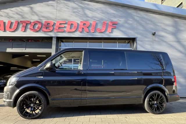 Volkswagen Transporter (2016) thumbnail 7