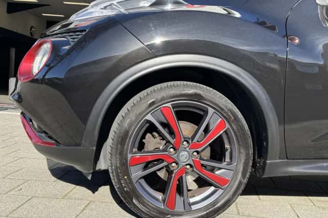 Nissan Juke (2015) thumbnail 16