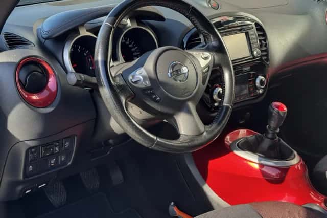 Nissan Juke (2015) thumbnail 24