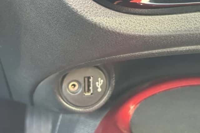 Nissan Juke (2015) thumbnail 42