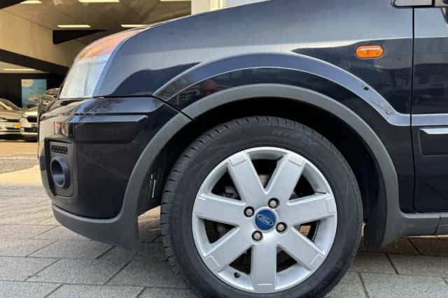 Ford Fusion (2027) thumbnail 16