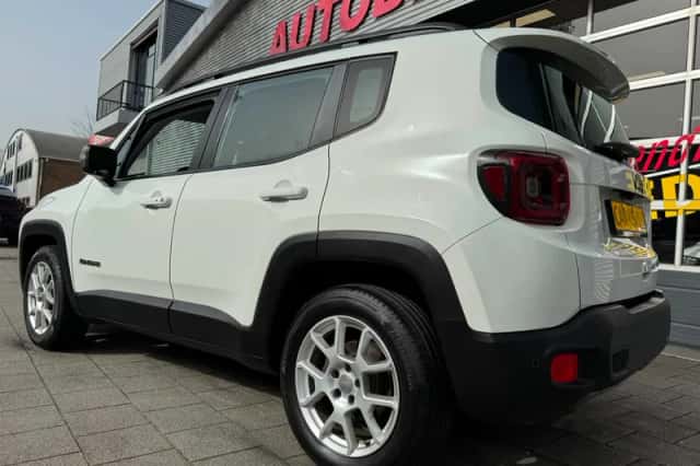 Jeep Renegade (2019) thumbnail 7