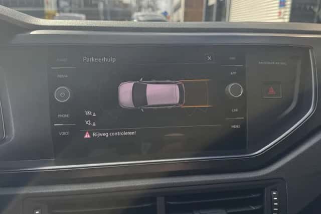 Volkswagen Polo (2021) thumbnail 32