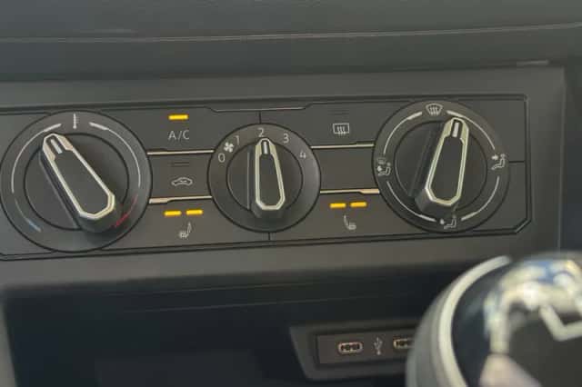 Volkswagen Polo (2021) thumbnail 35