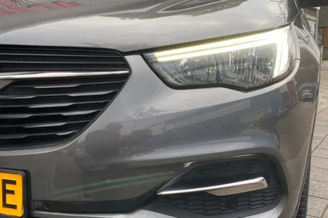 Opel Grandland (2018) thumbnail 15