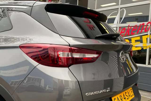 Opel Grandland (2018) thumbnail 23
