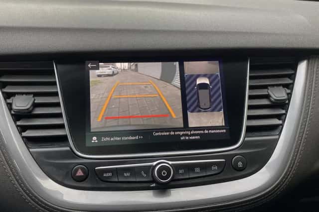 Opel Grandland (2018) thumbnail 40