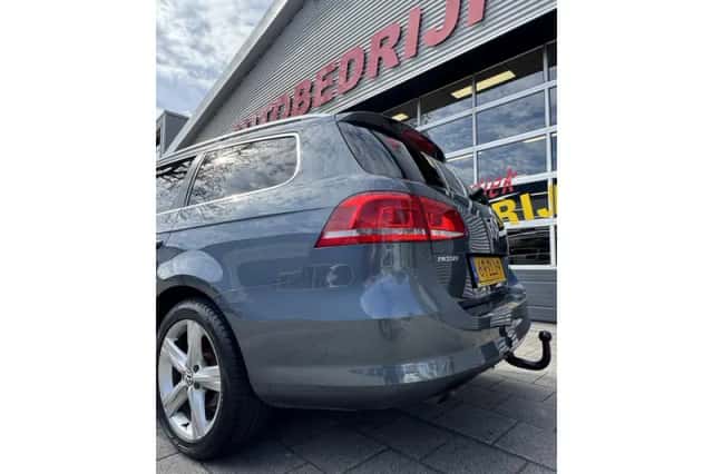 Volkswagen Passat (2013) thumbnail 21