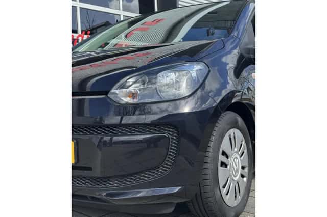 Volkswagen Up! (2016) thumbnail 14