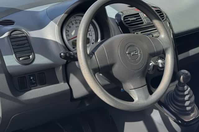 Opel Agila (2010) thumbnail 24