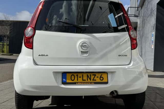 Opel Agila (2010) thumbnail 8