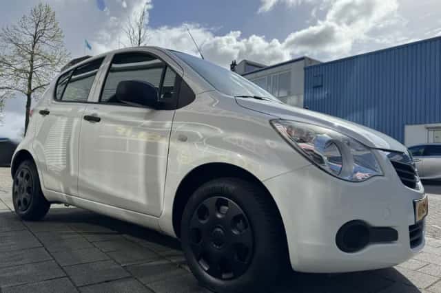 Opel Agila (2010) thumbnail 10