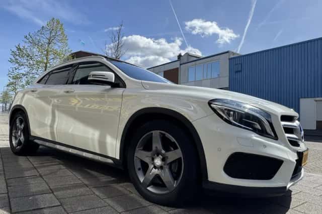 Mercedes-Benz GLA (2017) thumbnail 11