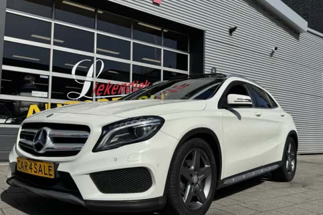 Mercedes-Benz GLA (2017) thumbnail 6