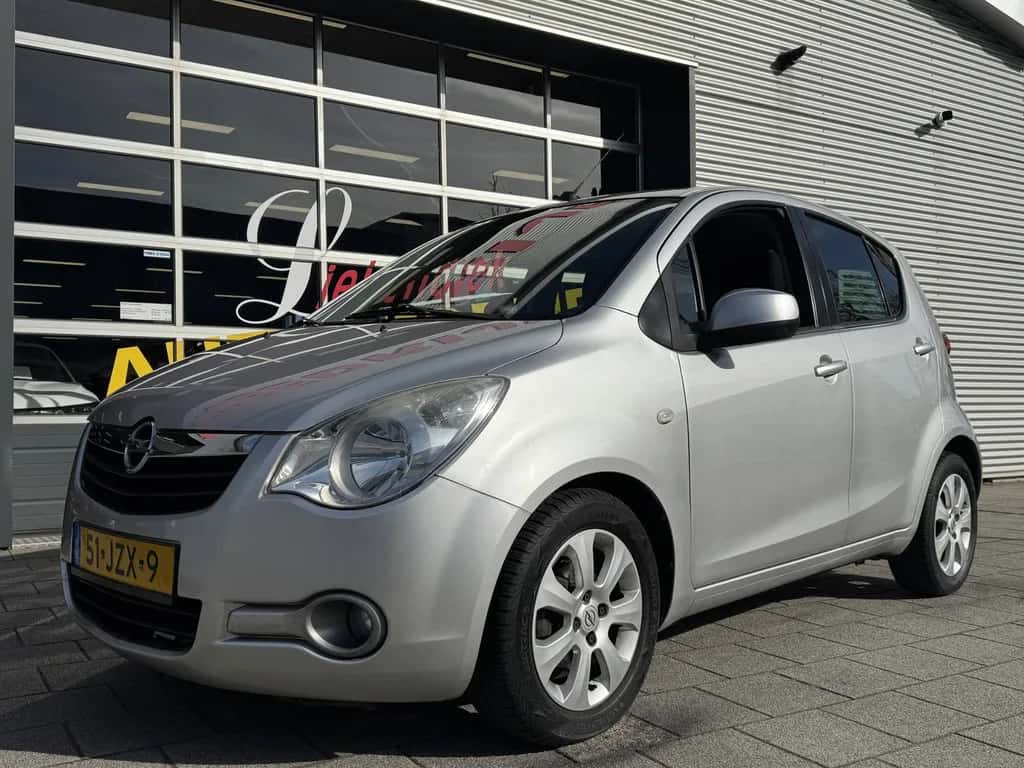 Opel Agila (2009) — foto 1