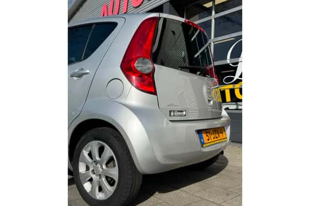 Opel Agila (2009) thumbnail 21