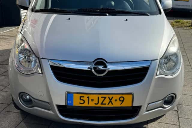 Opel Agila (2009) thumbnail 38