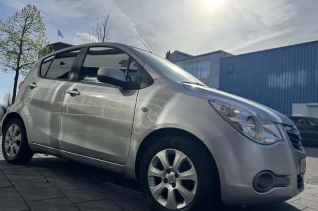 Opel Agila (2009) thumbnail 10