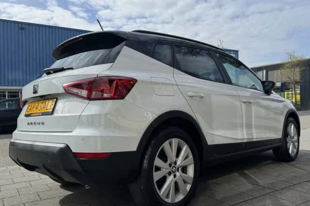 SEAT Arona (2020) thumbnail 9