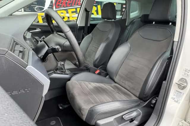 SEAT Arona (2020) thumbnail 26