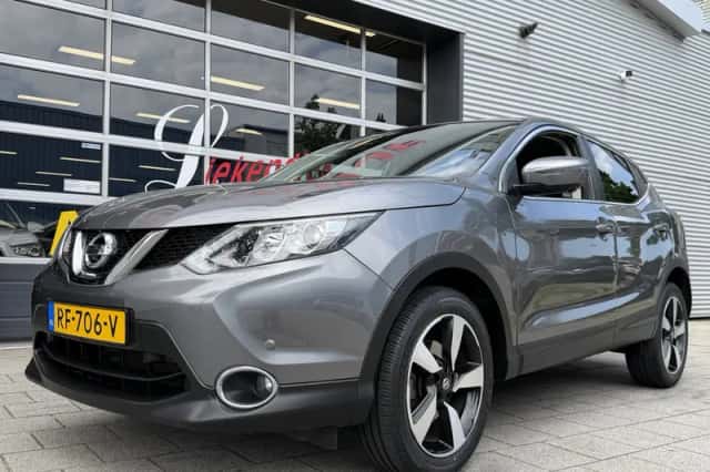 Nissan Qashqai (2017) thumbnail 1
