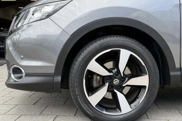 Nissan Qashqai (2017) thumbnail 15
