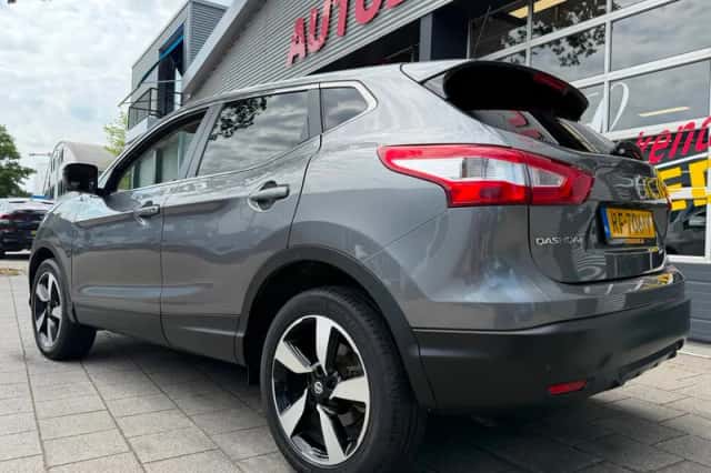 Nissan Qashqai (2017) thumbnail 7