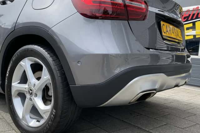 Mercedes-Benz GLA (2017) thumbnail 21