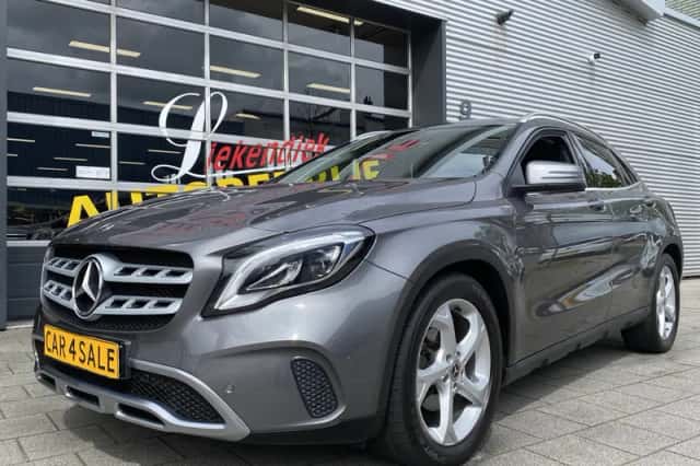 Mercedes-Benz GLA (2017) thumbnail 6