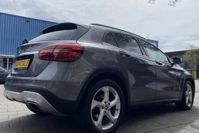 Mercedes-Benz GLA (2017) thumbnail 10
