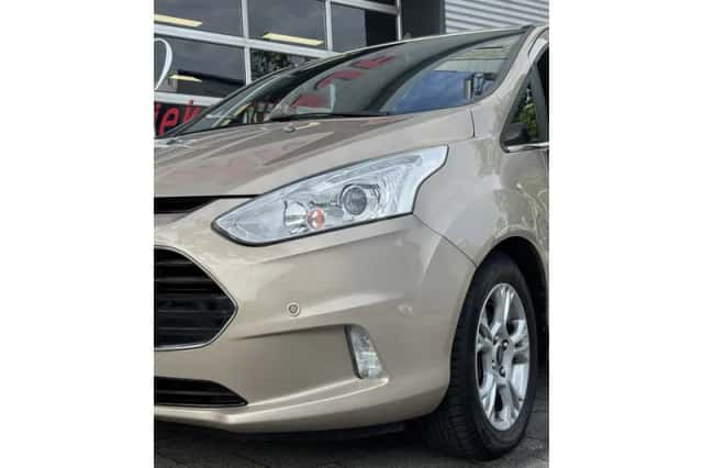 Ford B-Max (2017) thumbnail 14