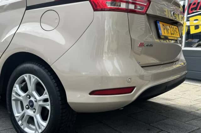 Ford B-Max (2017) thumbnail 19