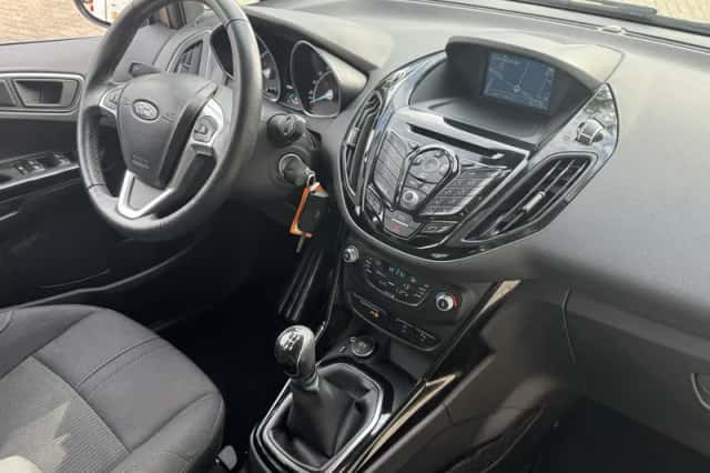 Ford B-Max (2017) thumbnail 28