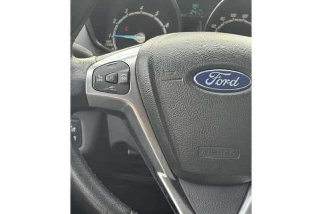 Ford B-Max (2017) thumbnail 30