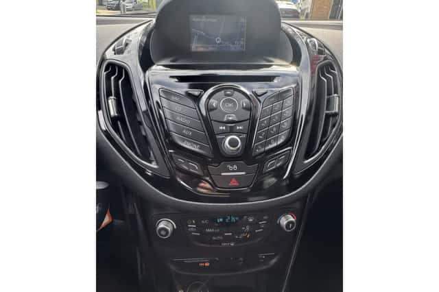 Ford B-Max (2017) thumbnail 33