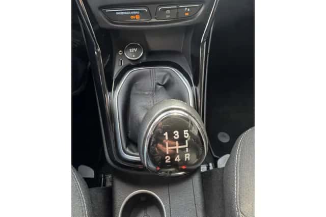 Ford B-Max (2017) thumbnail 38