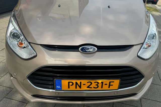 Ford B-Max (2017) thumbnail 41