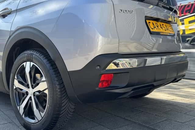 Peugeot 3008 (2020) thumbnail 19