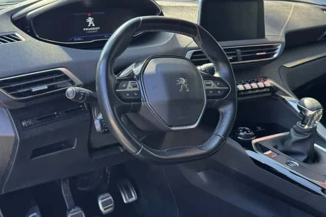 Peugeot 3008 (2020) thumbnail 23