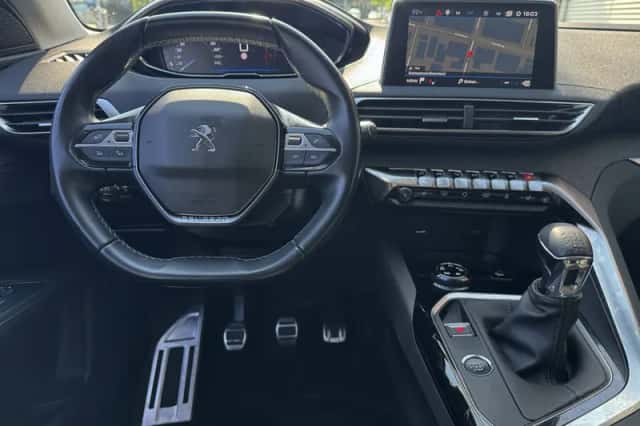 Peugeot 3008 (2020) thumbnail 33