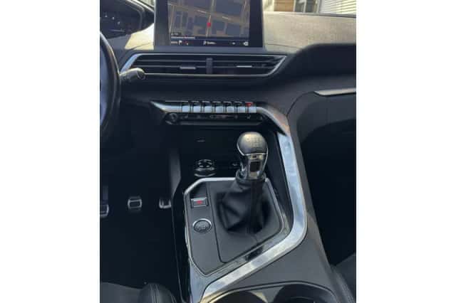 Peugeot 3008 (2020) thumbnail 34