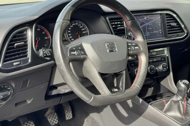 SEAT Leon (2019) thumbnail 2
