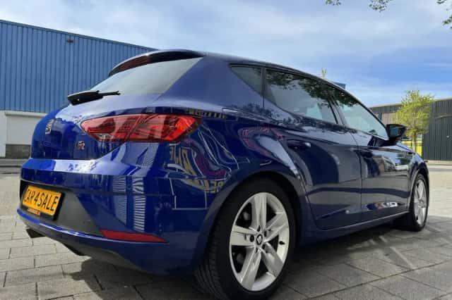 SEAT Leon (2019) thumbnail 4
